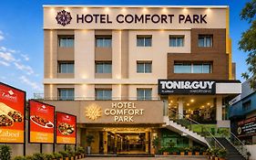 Hotel Comfort Park - Opposite Sri Ramachandra Medical College Porur